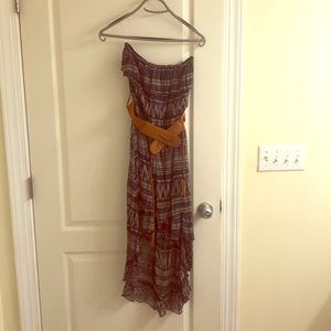 Multi color dress with belt. Strapless